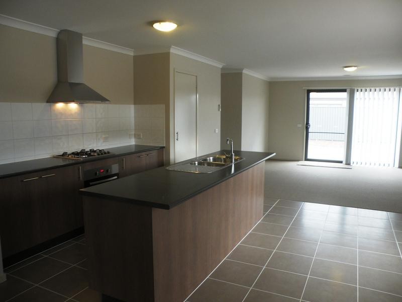 161 Buckingham St, Lara VIC 3212