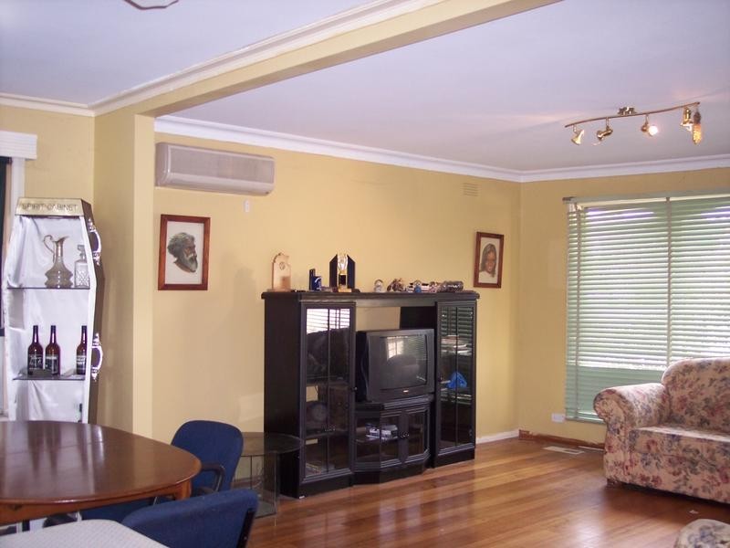 30 Forest Rd, South, Lara VIC 3212