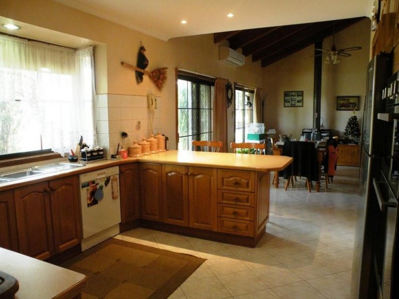 75 Bates Rd, Little River VIC 3211