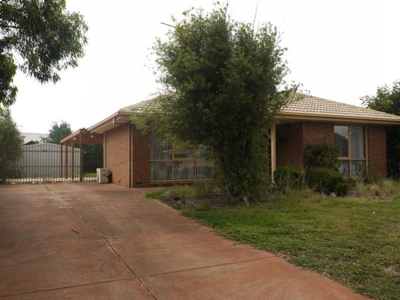 16 Archimedes Avenue, Lara VIC 3212