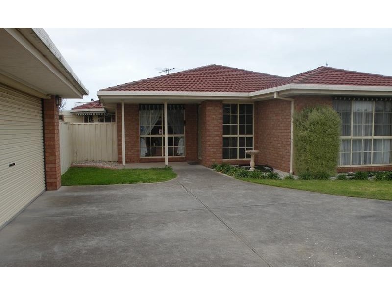 12 Rachael Close, Lara VIC 3212