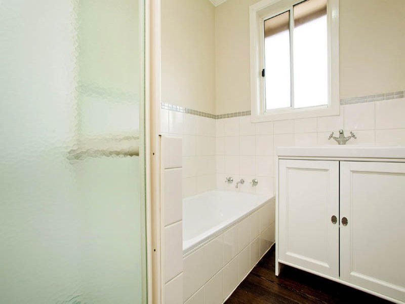 44 Patullos Rd, Lara VIC 3212