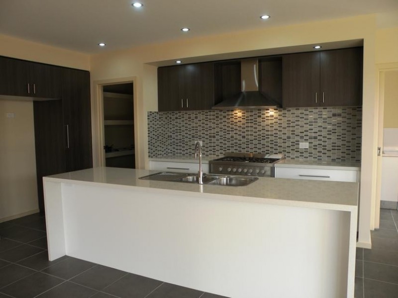 23 Mathieson Plce, Lara VIC 3212