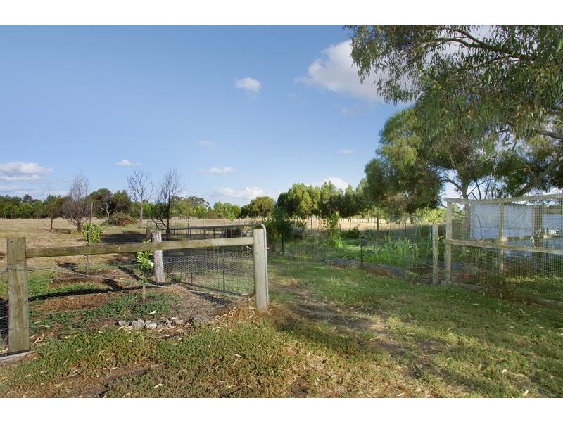 80 Perkins Road, Lara VIC 3212
