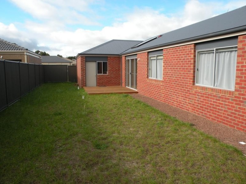 12 Nankeen Ave, Lara VIC 3212