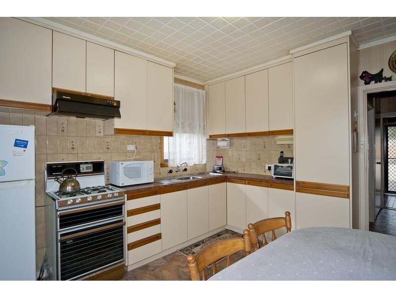 18 Gardenia Grove, Norlane VIC 3214