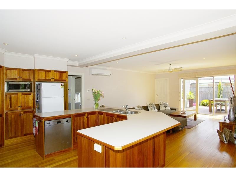 19 Keen Place, Lara VIC 3212