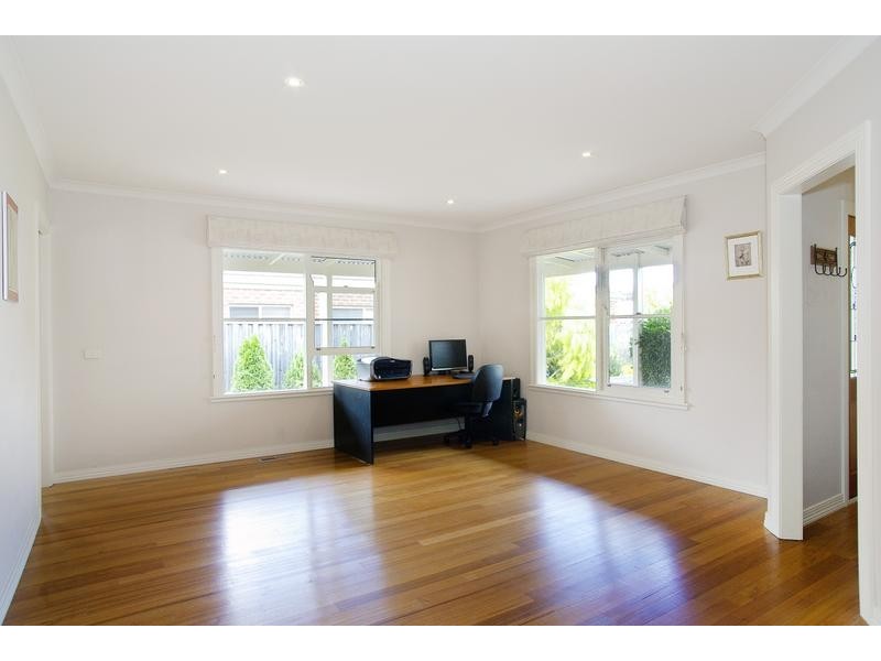 19 Keen Place, Lara VIC 3212