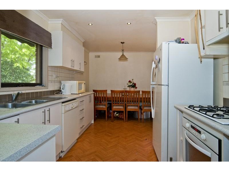 15 Upton Court, Lara VIC 3212