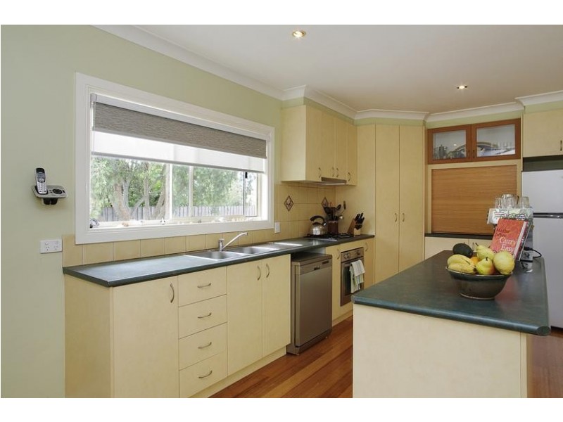 71 Flinders Ave, Lara VIC 3212