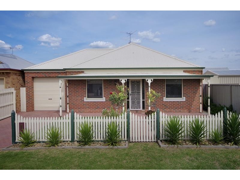 3 Victor Place, Lara VIC 3212