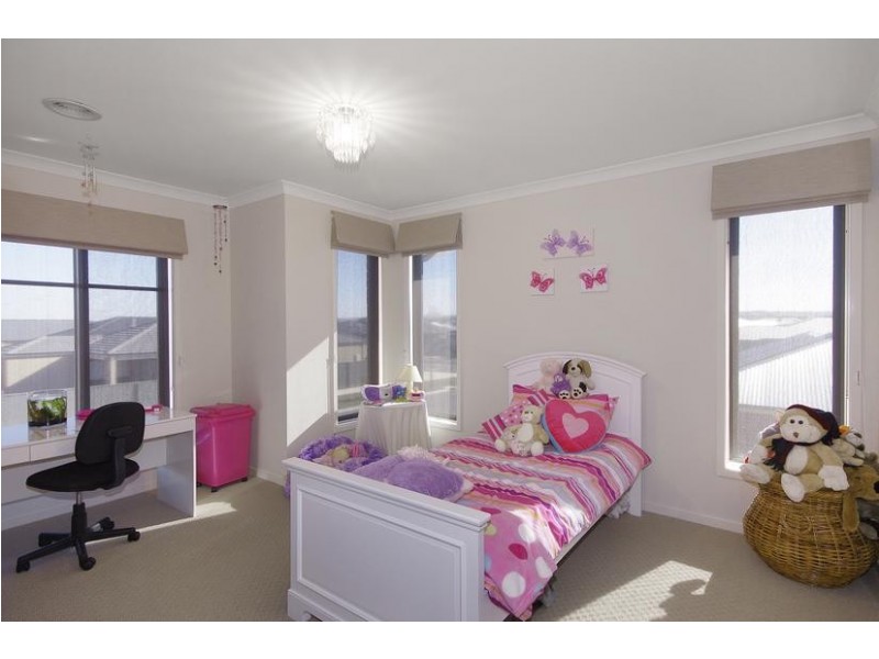 6 Barnong Way, Lara VIC 3212