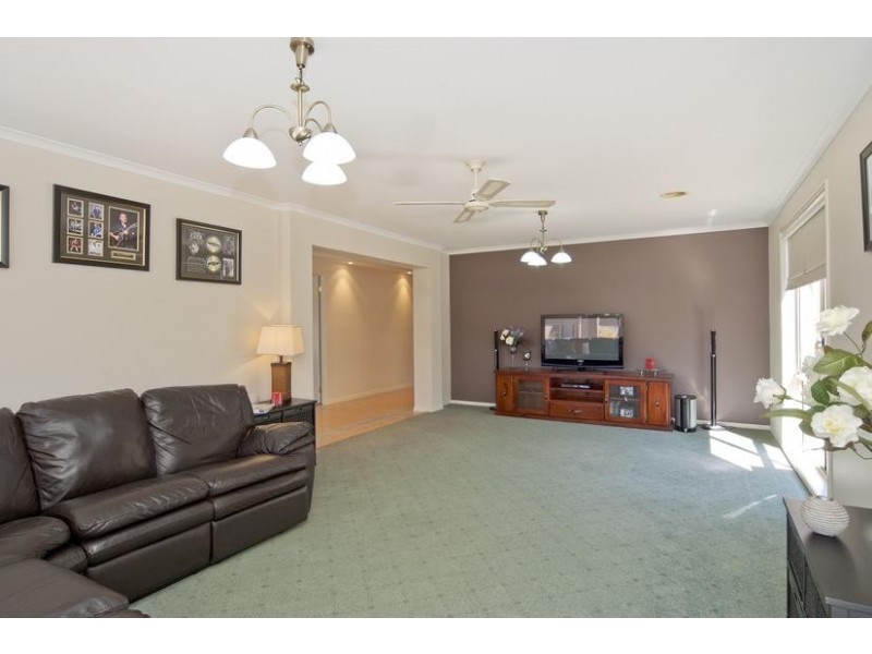 56 Canterbury Road East, Lara VIC 3212
