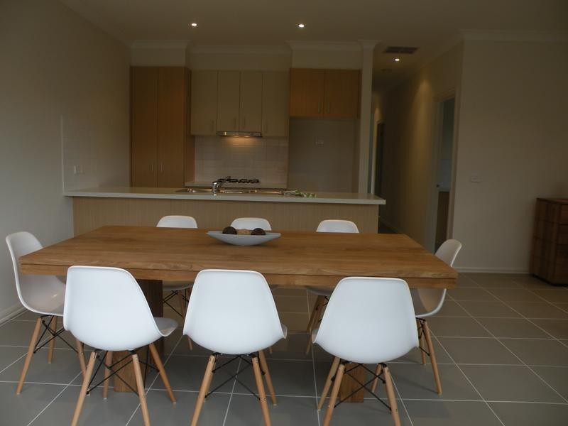 2/30 Benetti Drive, Lara VIC 3212