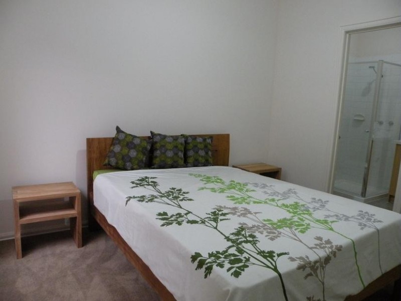 2/30 Benetti Drive, Lara VIC 3212