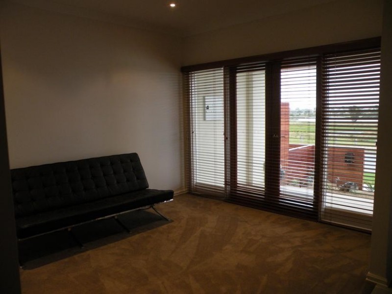 2/30 Benetti Drive, Lara VIC 3212