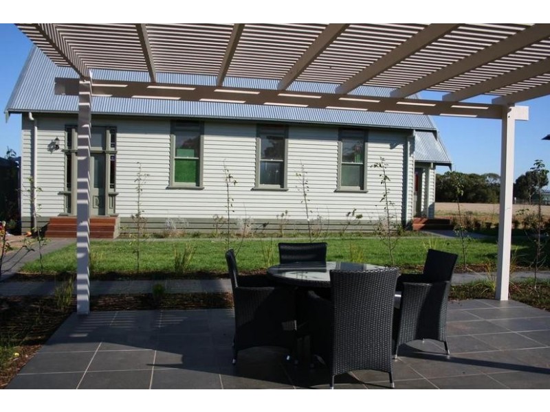 90 Bates Rd, Little River VIC 3211