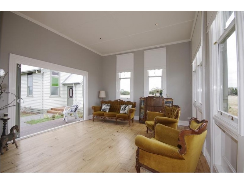 90 Bates Rd, Little River VIC 3211