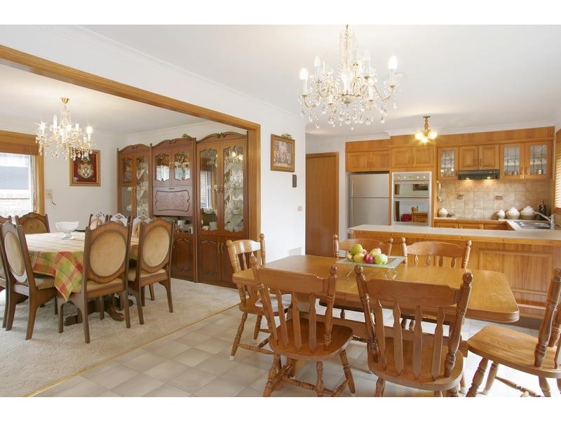 5 Wirraway Crs, Norlane VIC 3214