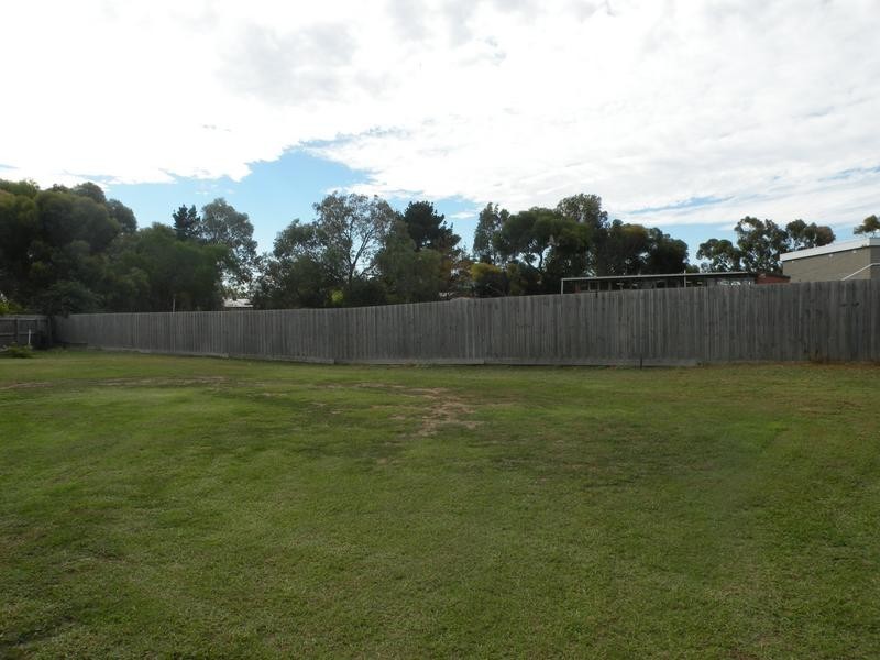 4 Markshill Place, Lara VIC 3212