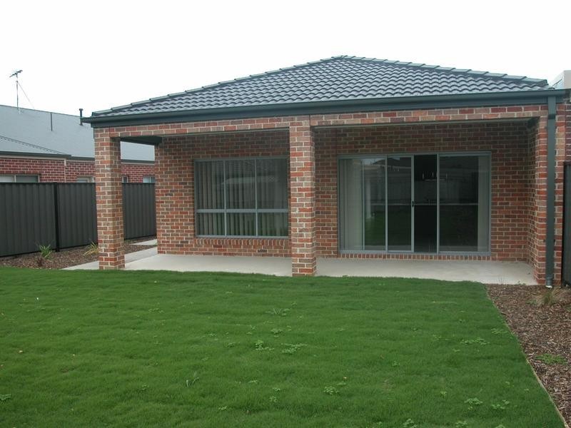 1/29 Benetti Drive, Lara VIC 3212