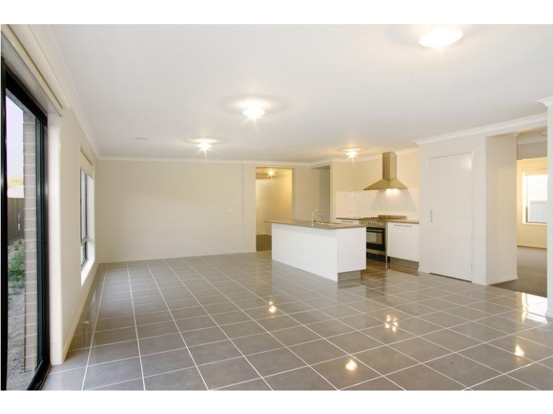 19 Mallard Court, Lara VIC 3212