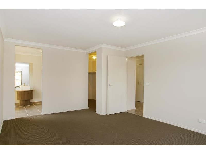 19 Mallard Court, Lara VIC 3212