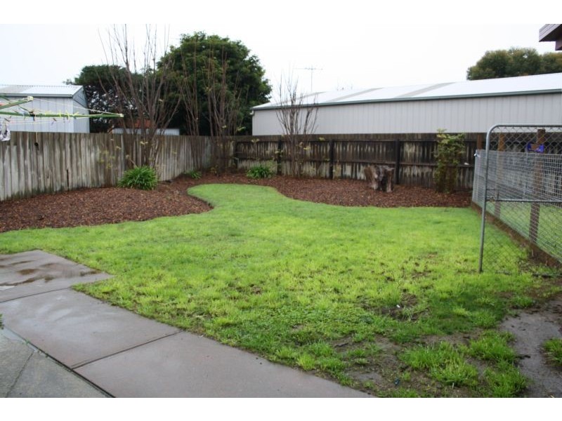 6 Bernard Court, Lara VIC 3212