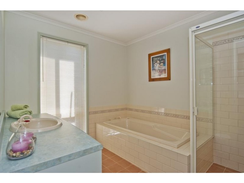 56 Canterbury Road, Lara VIC 3212