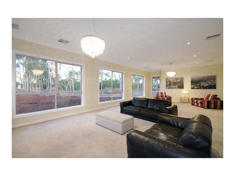 165 Mill Road, Lara VIC 3212