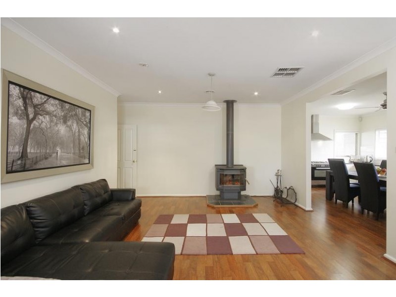 17 Station Lake Road, Lara VIC 3212