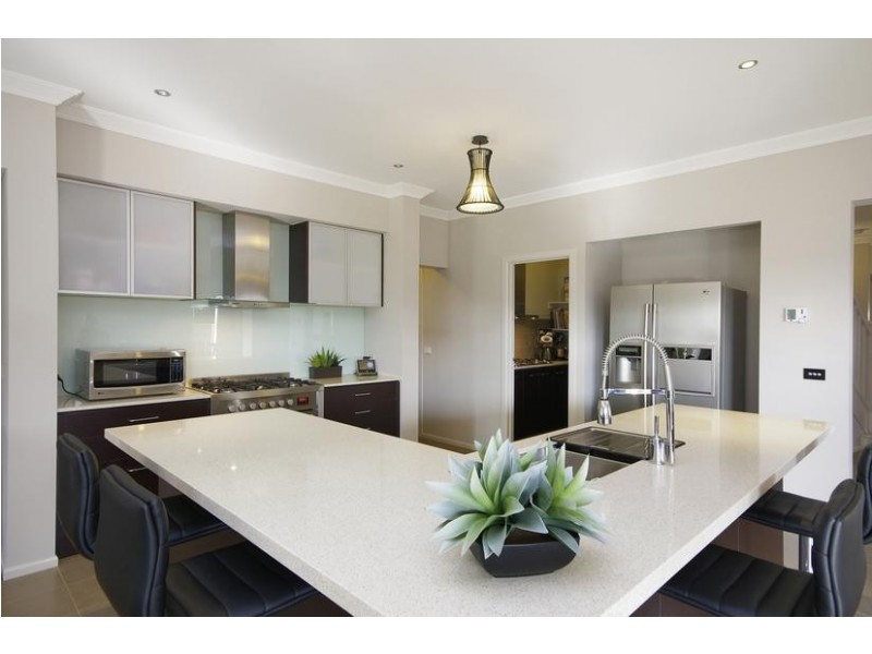 52 Grandlakes Way, Lara VIC 3212
