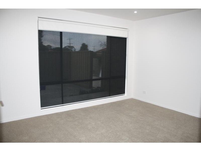 6 Flinders Ave, Lara VIC 3212