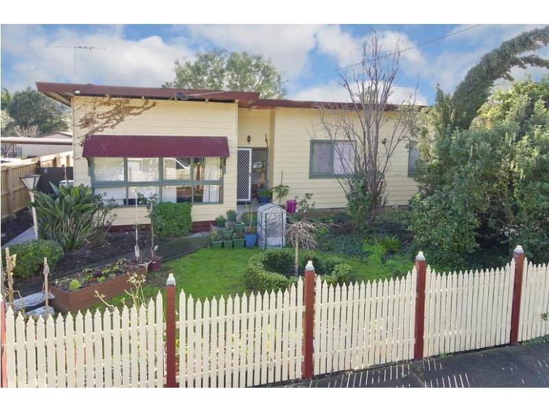 31 Flinders Avenue, Lara VIC 3212