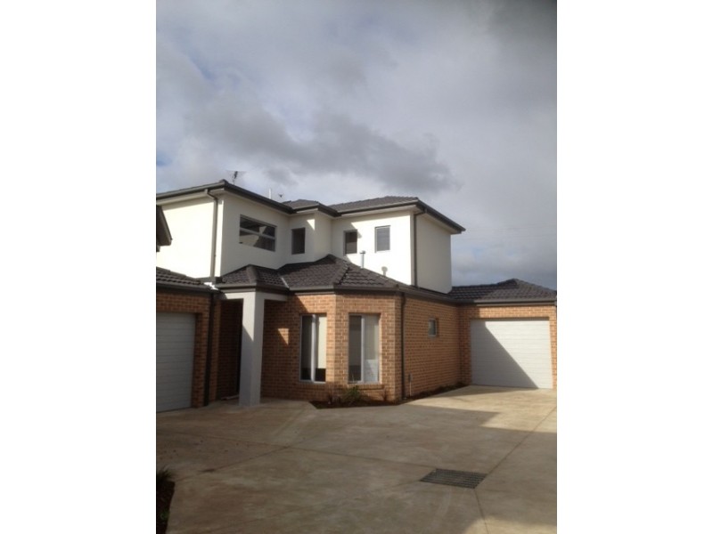 2/42 Benetti Drive, Lara VIC 3212