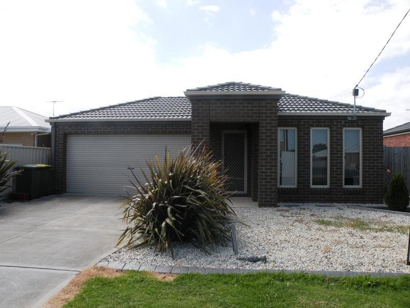 1/97 Flinders Avenue, Lara VIC 3212