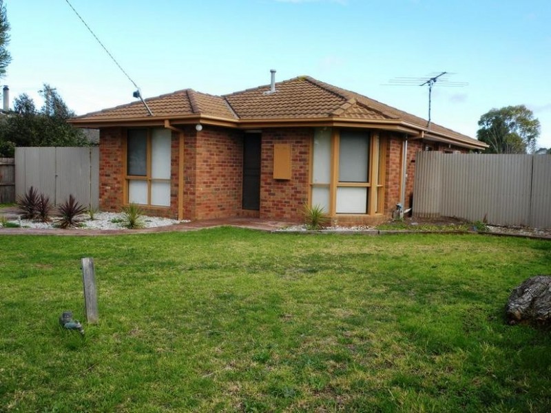 73 Benjamin Drive, Lara VIC 3212