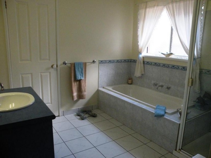 61 Streeton Close, Corio VIC 3214