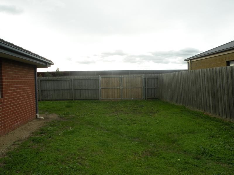 61 Streeton Close, Corio VIC 3214