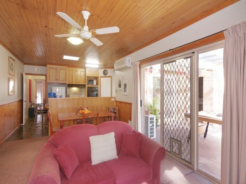 55 Cameron Crescent, Lara VIC 3212