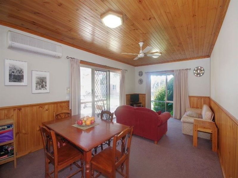 55 Cameron Crescent, Lara VIC 3212