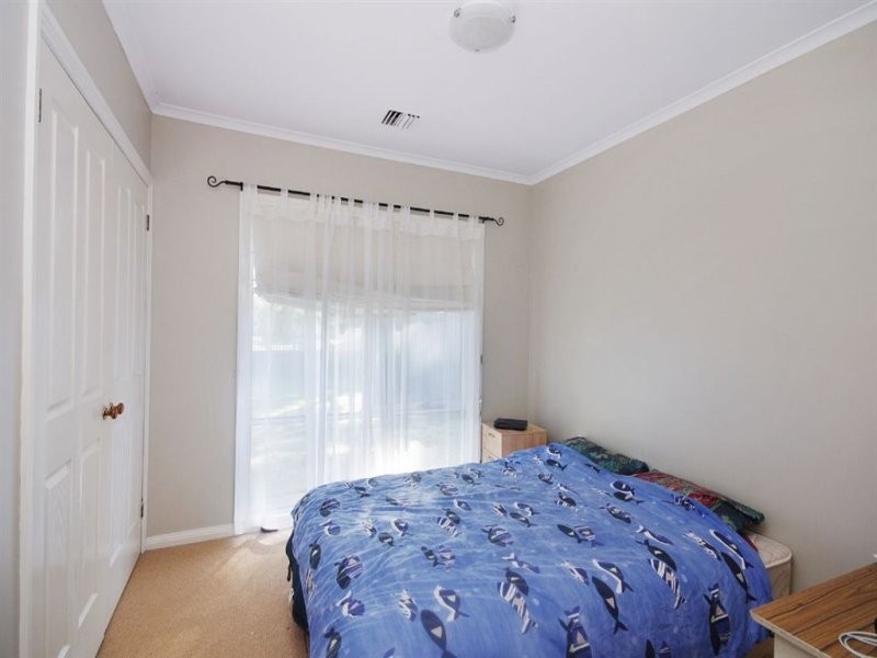 55 Cameron Crescent, Lara VIC 3212