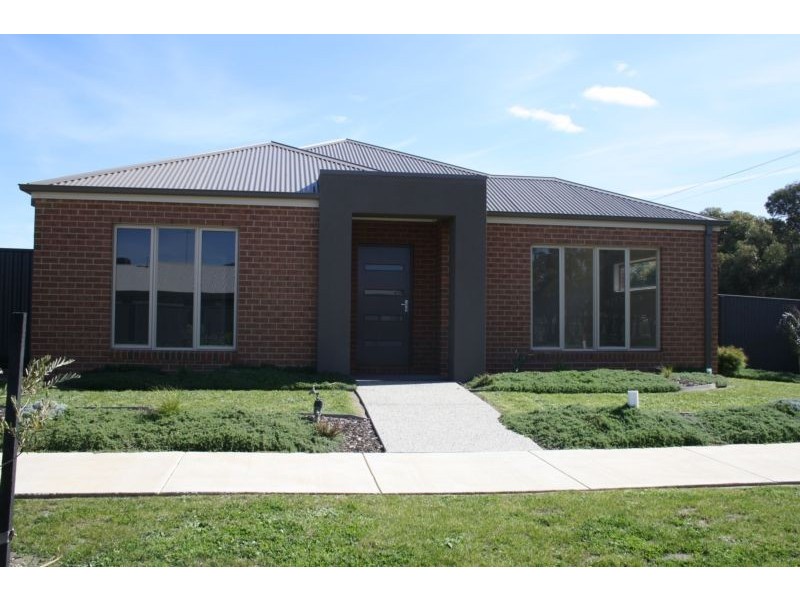 135-137 Buckingham Street, Lara VIC 3212