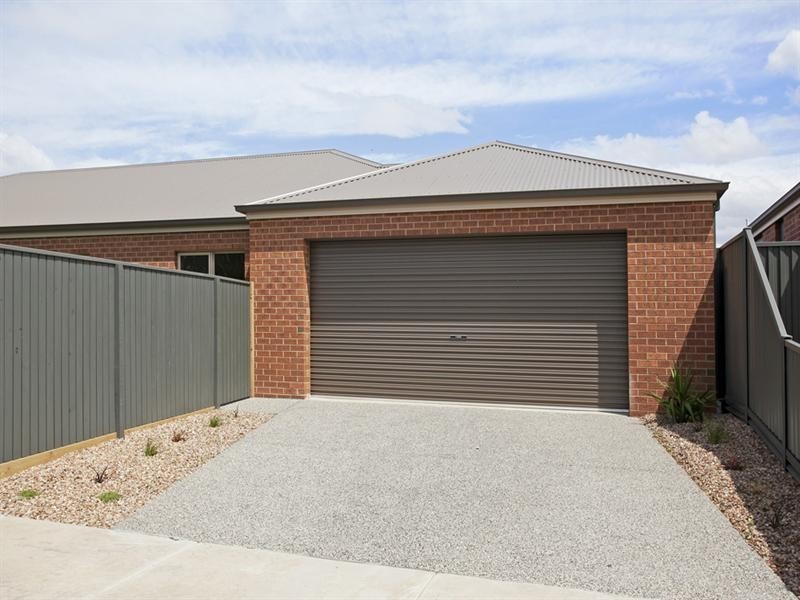 135-137 Buckingham Street, Lara VIC 3212