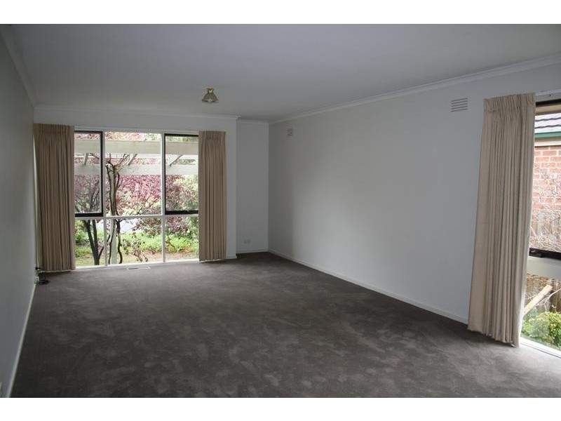 18 Jania Street, Lara VIC 3212