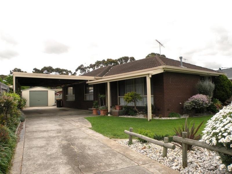 11 Patullos Road, Lara VIC 3212