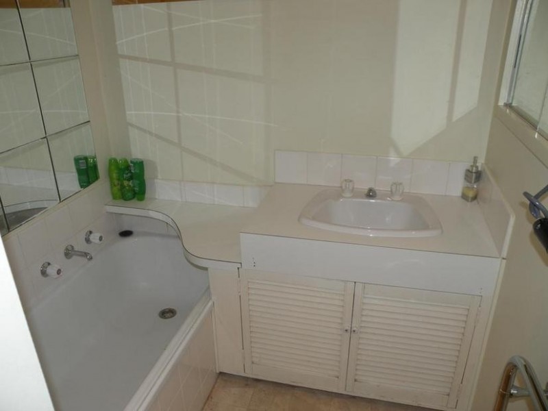 11 Patullos Road, Lara VIC 3212