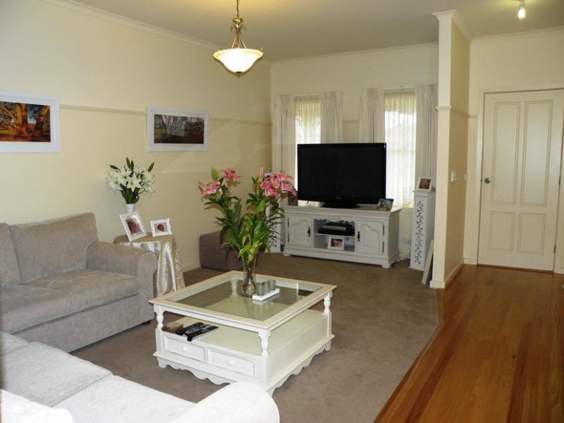 27 Citius close, Lara VIC 3212