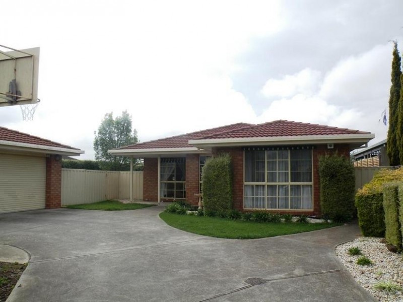 12 Rachael Close, Lara VIC 3212