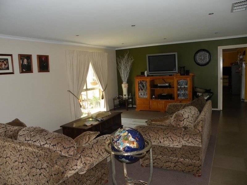 12 Rachael Close, Lara VIC 3212